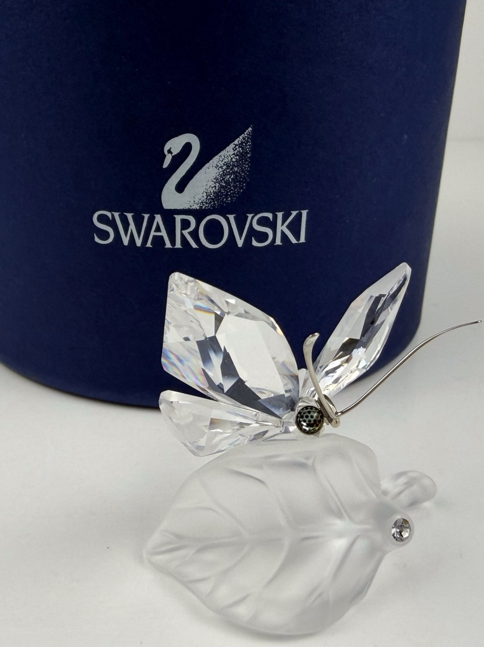 Swarovski Crystal Butterfly On Leaf 7615 Retired With Box 2 inch